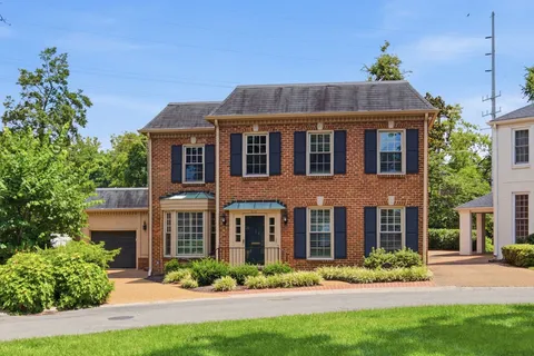 2822 22nd Ave S, Nashville, TN 37215 | Realtor.com®