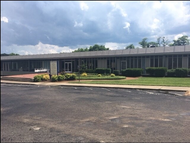 607 W Due West Ave, Madison, TN 37115 | LoopNet