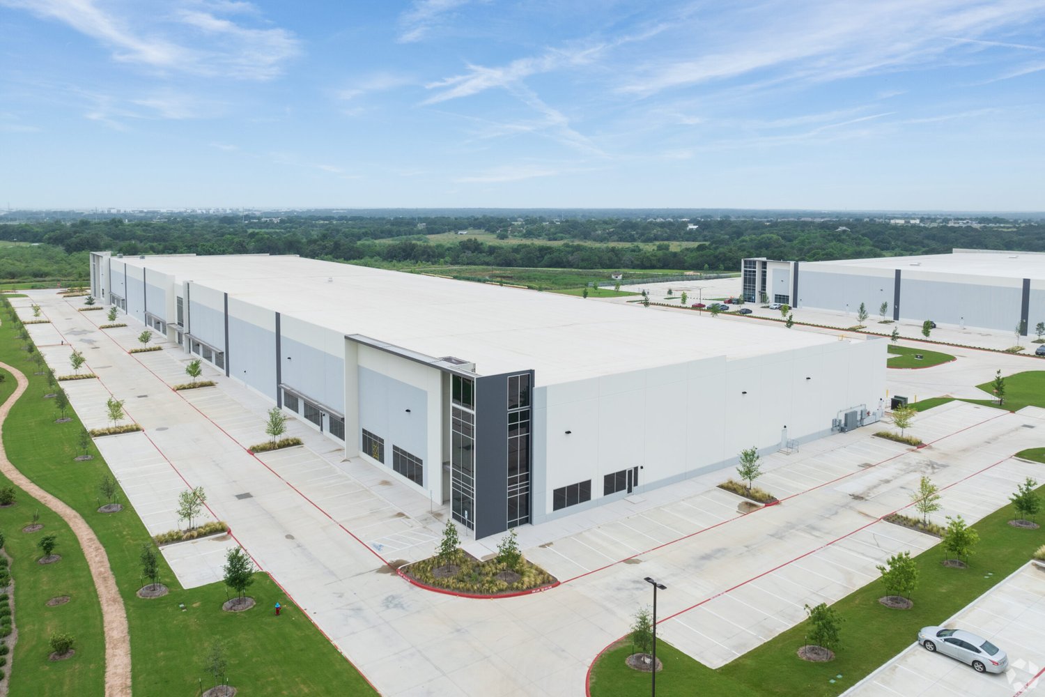 JACKSON-SHAW ANNOUNCES MAJOR INDUSTRIAL LEASE AND BUILD-TO-SUIT ...