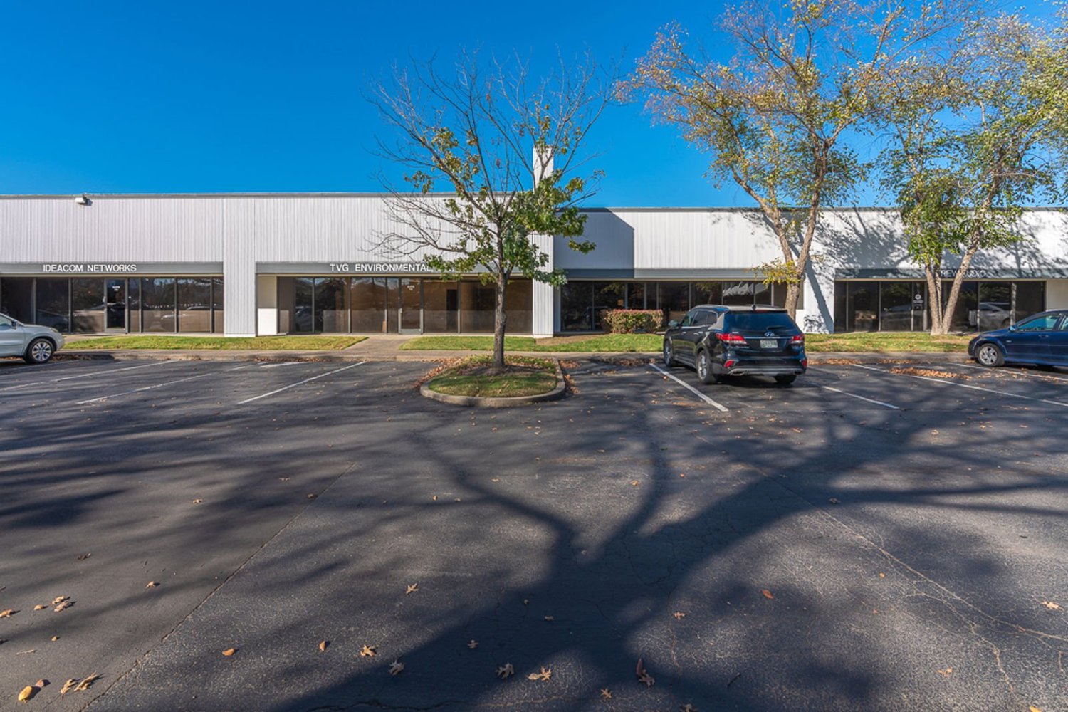 Trademark Business Center, 220 Great Circle Road, Nashville ...