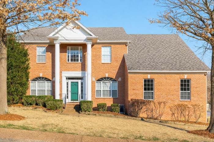 7613 River Fork Dr, Nashville, TN 37221 | Redfin