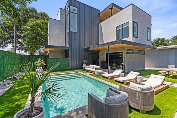 1190 Airport Blvd, Austin, TX 78702 | Redfin
